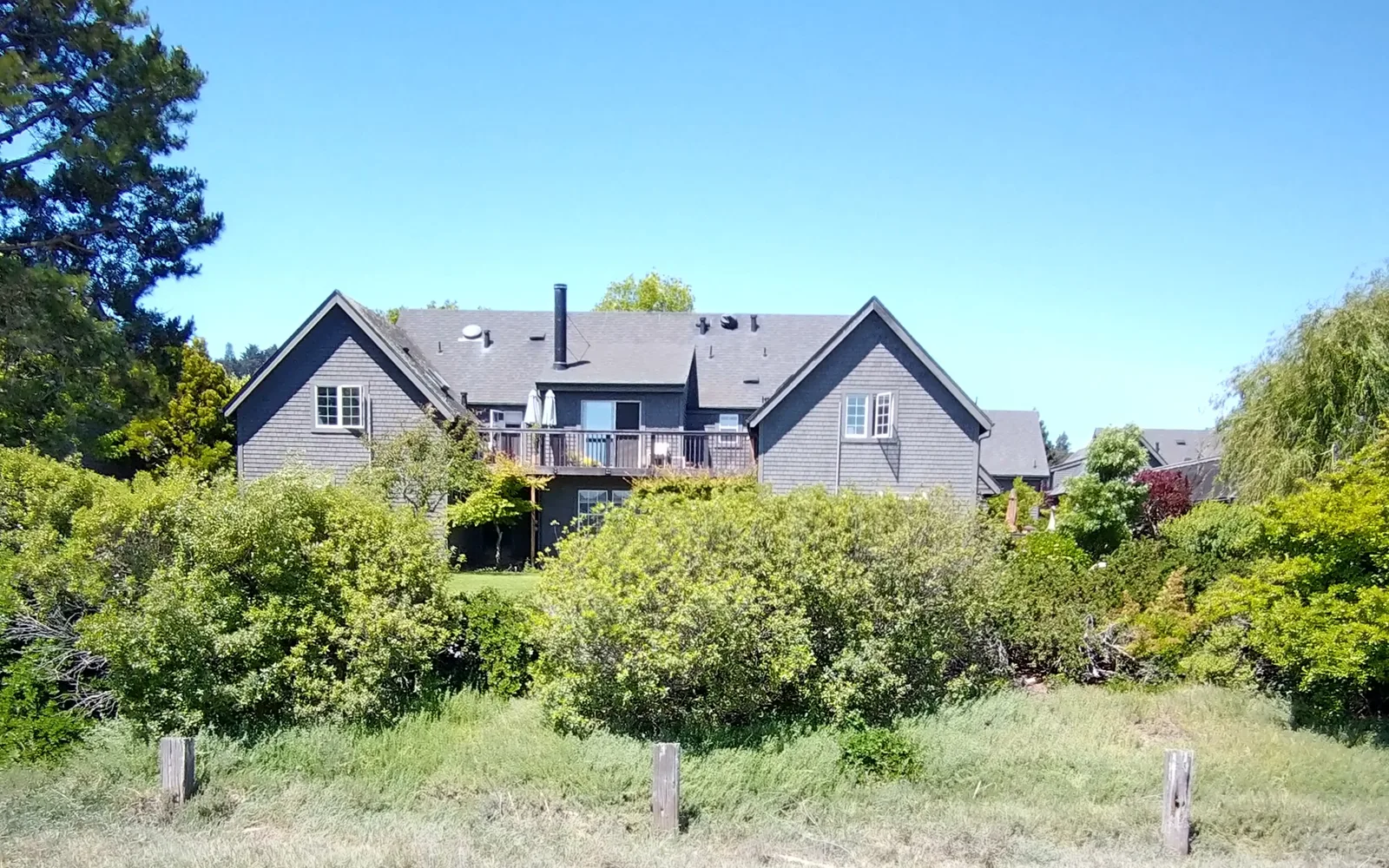 Residential duplex in a California suburban neighborhood